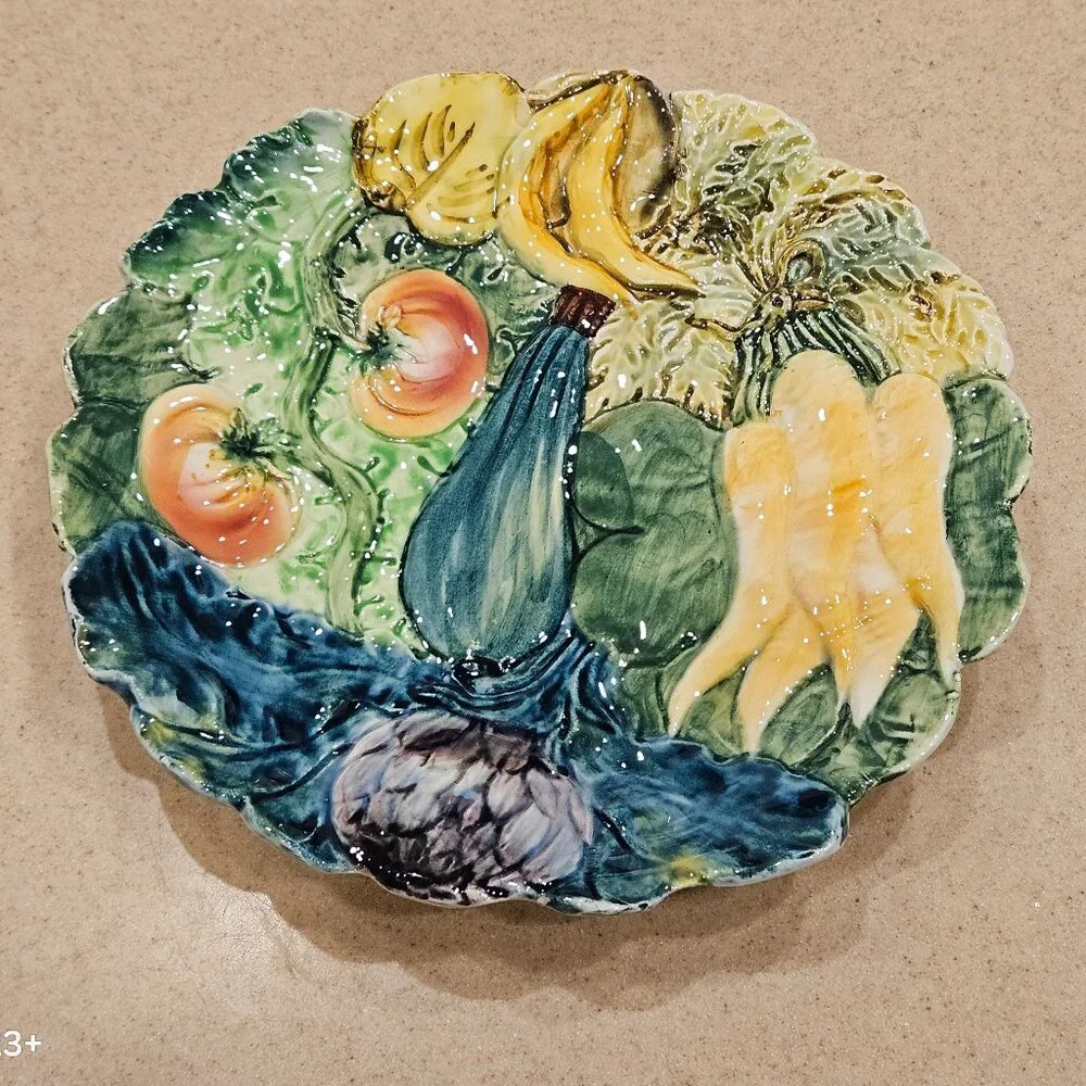 ANTIQUE RS REGAL SANEJOUAND FRENCH MAJOLICA POTTERY LEAF VINE VEGETABLE PLATE